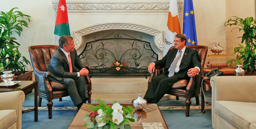 His Majesty King Abdullah meets with Cypriot President Nicos Anastasiades in Nicosia on Thursday (Photo courtesy of Royal Court)