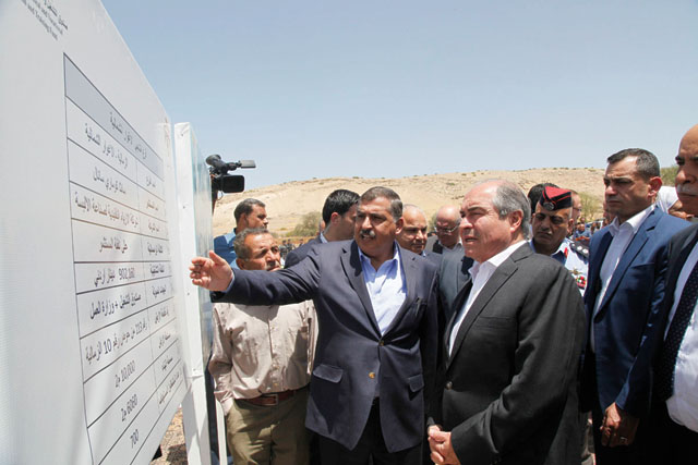 Prime Minister Hani Mulki inaugurated several development projects to improve water supply services to northern governorates and provide jobs in the Northern Ghor and the Northern Mazar on Thursday (Petra photo)