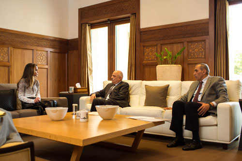 Her Majesty Queen Rania meets with Rajai Muasher, vice chair of the board of trustees of the National Council for Family Affairs, and the council’s secretary general, Fadel Al Hmoud (Photo courtesy of Royal Court)