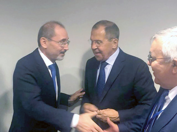 Foreign Minister Ayman Safadi meets with Russian Foreign Minister Sergey Lavrov in New York on Thursday (Photo courtesy of Foreign Ministry)