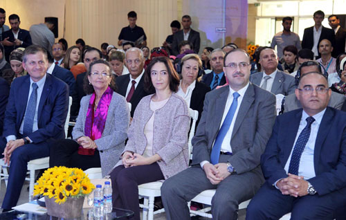 HRH Princess Rym Ali and Minister of State for Media Affairs Mohammad Momani attend an event hosted by the Jordan Media Institute on Sunday to mark Global Media and Information Literacy Week (Petra photo)