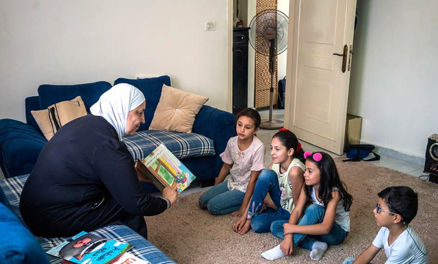 Rana Dajani, a Jordanian scientist and founder of local organisation ‘We Love Reading’ has been named as this year’s UNHCR Nansen Award Winner for the Middle East and North Africa as a result of her efforts in encouraging both refugee and Jordanian children to read for pleasure (Photo courtesy of UNHCR)