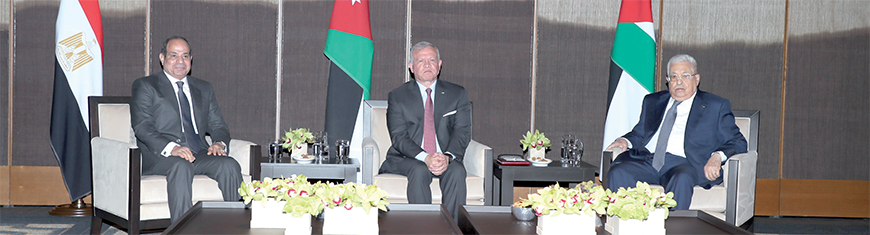 His Majesty King Abdullah, Egypt President Abdel Fattah El Sisi and Palestinian President Mahmoud Abbas on Wednesday hold a summit in Aqaba to discuss the dangerous situation in Gaza and the situation in the West Bank (Photo courtesy of Royal Court)