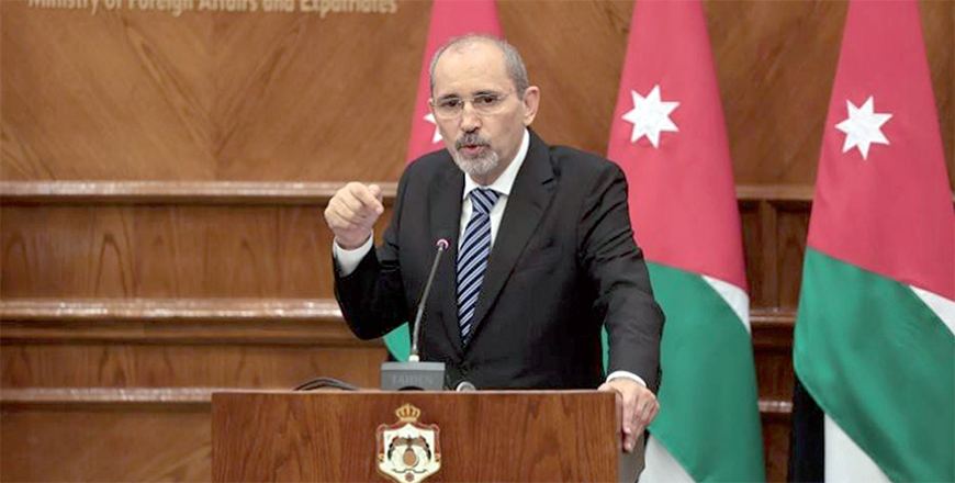 Deputy Prime Minister and Foreign Minister Ayman Safadi and Commissioner-General of UNRWA, Philippe Lazzarini, call on donors defunding the UN refugee agency to reconsider their decision.  Several donor countries, including the US, Australia, Britain, Finland, Germany and Italy have suspended their additional funding to UNRWA (JT file photo)