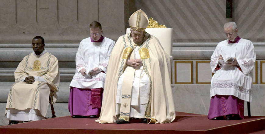 Pope Francis presides the Easter vigil as part of the Holy Week celebrations, at St Peter's Basilica in the Vatican on Saturday (AFP photo)
