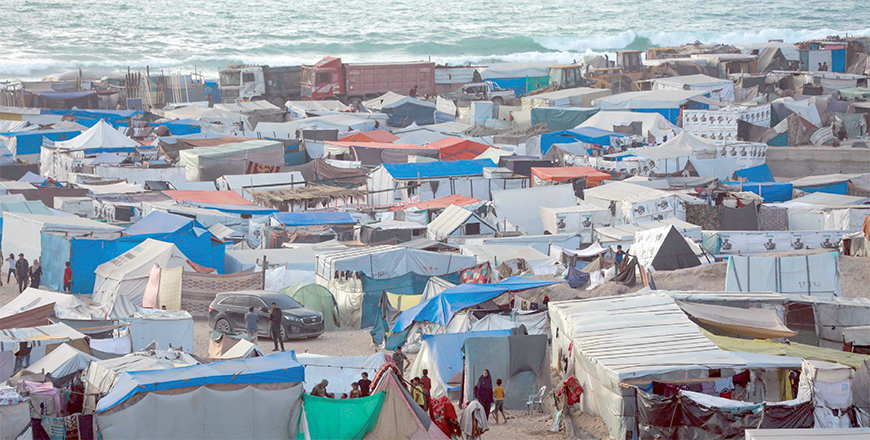 This photo shows a camp for displaced Palestinians in Deir Al Balah, in the central Gaza Strip, on Saturday (AFP photo)
