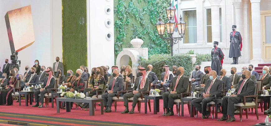 Their Majesties King Abdullah and Queen Rania, HRH Crown Prince Hussein and Royal family members and senior officials attend a ceremony marking Jordan’s 75th Independence Day at Raghadan Palace on Tuesday (Photo courtesy of Royal Court)