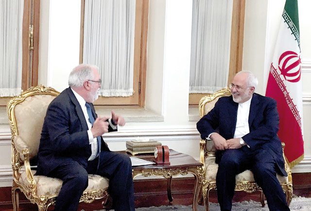Iranian Foreign Minister Mohammad Javad Zarif meets with European Commissioner for Energy and Climate Miguel Arias Canete in Tehran, Iran, on Sunday (Reuters photo)