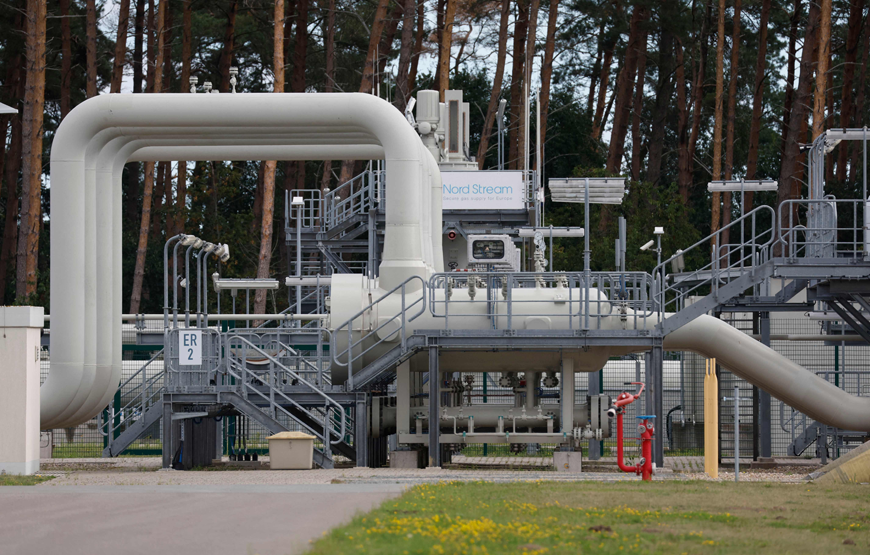 In this file photo taken on August 30, facilities to receive and distribute natural gas are pictured on the grounds of gas transport and pipeline network operator Gascade in Lubmin, northeastern Germany (AFP photo)