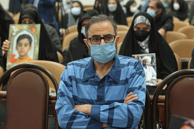 In this file photo taken on January 18, 2022, Iranian-swedish dissident Habib Farjollah Chaab, accused of carrying out ‘bomb attacks’ for an Arab separatist group, attends the first hearing of his trial in Tehran (AFP photo)