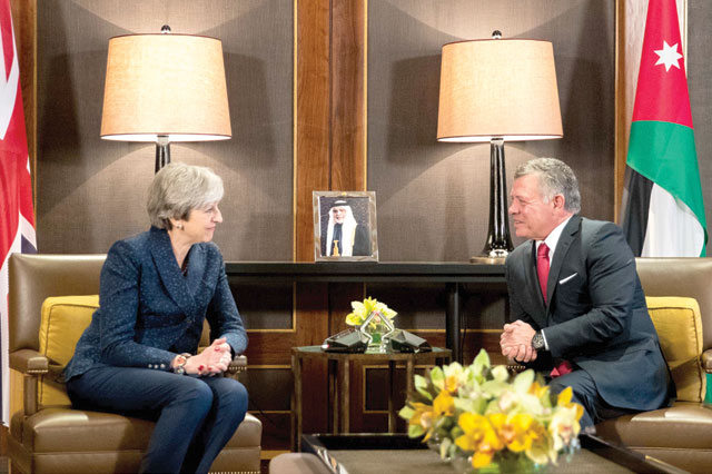 His Majesty King Abdullah meets with UK Prime Minister Theresa May in Amman on Thursday (Photo courtesy of Royal Court)