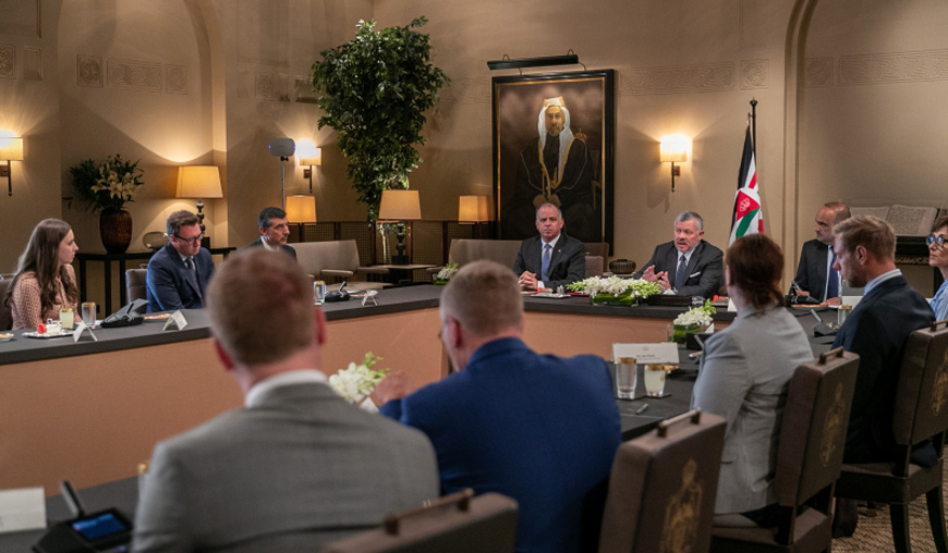   His Majesty King Abdullah meets with a delegation of US Congress staffers at Al Husseiniya Palace on Wednesday (Photo courtesy of Royal Court)