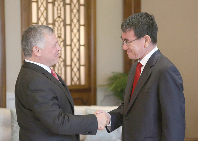 His Majesty King Abdullah meets with Japan's Foreign Minister Taro Kono in Amman on Sunday  (Photo courtesy of Royal Court)