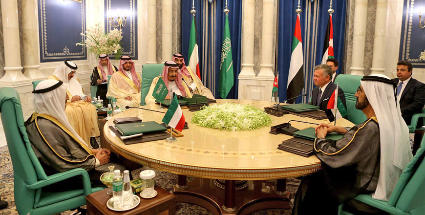 His Majesty King Abdullah attends a summit in Mecca called for by Saudi King Salman Bin Abdulaziz to support Jordan economically early on Monday  (Photo courtesy of Royal Court)