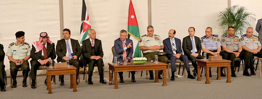 His Majesty addresses ex-servicemen and veterans of the Jordan Armed Forces-Arab Army at a meeting in Amman on Wednesday (Photo courtesy of Royal Court)