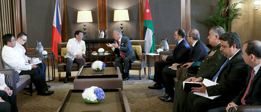 His Majesty King Abdullah and Philippine President Rodrigo Duterte hold talks in Amman on Thursday (Photo courtesy of Royal Court)