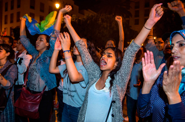 Protesters demonstrate on Sunday in Rabat in solidarity with Morocco's neglected Rif region (AFP photo)