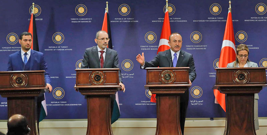 Foreign Minister Ayman Safadi (second left) and Minister of Industry, Trade and Supply Tareq Hammouri (left) hold a joint press conference with Turkish Foreign Minister Mouloud Gawishoglu (seond right) and Turkish Trade Minister Ruhsar Pekcan in Ankara on Tuesday (Petra photo)