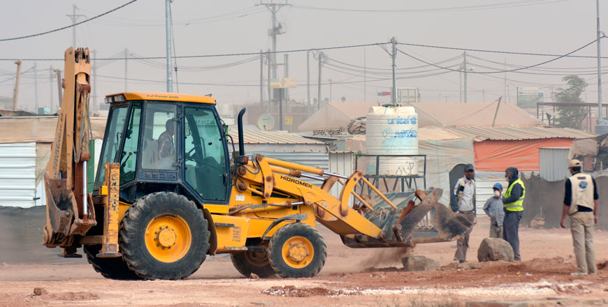 Syrian labourers are seen at Zaatari camp earlier this year. The majority of these workers are reluctant to join the formal labour market, officials have said (Photo by Amjad Ghsoun)