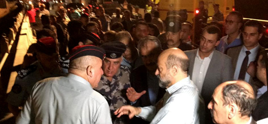 Prime Minister Omar Razzaz and chiefs of concerned agencies are seen overseeing a major rescue operation after flashfloods killed picnicking schoolchildren, and locals at the Dead Sea on Thursday (Photo courtesy of Prime Ministry)