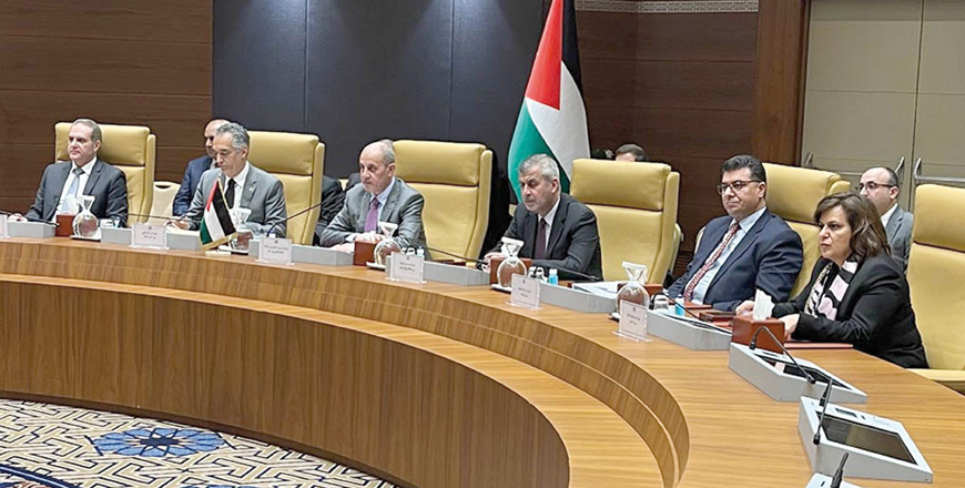 Members of the Jordanian ministerial delegation during a meeting in Algeria  (Petra photo)
