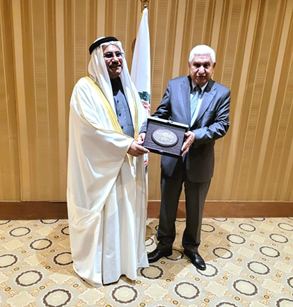 First Deputy Speaker of the Lower House Abdulrahim Maayah and Arab Parliament Speaker Adel Abdulrahman Al Asoomi discuss efforts to halt the genocide perpetrated by Israel against the people of Gaza on Tuesday (Petra photo)