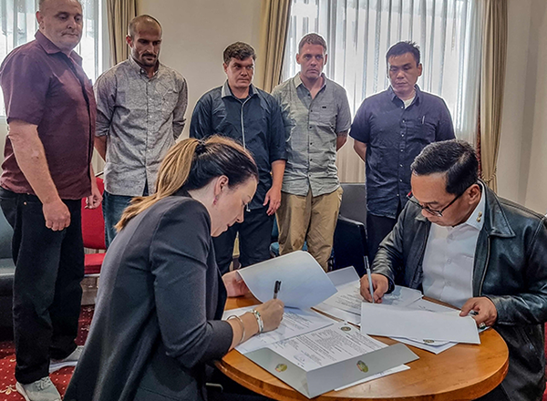 This handout photograph taken and released by Indonesia's coordinating ministry for law, human rights, immigration and corrections on Sunday shows five 'Bali Nine' convicts  (AFP photo)