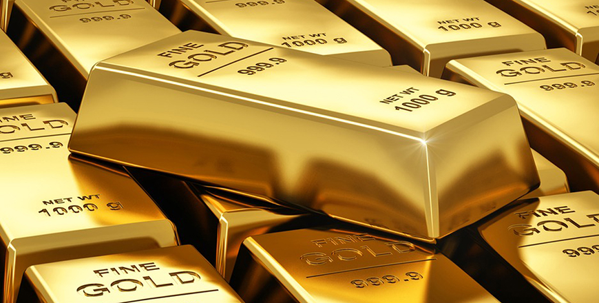 The price of 21-karat gold, the most sought-after option in the local market, reaches JD 61.70 per gram for selling (Petra photo)