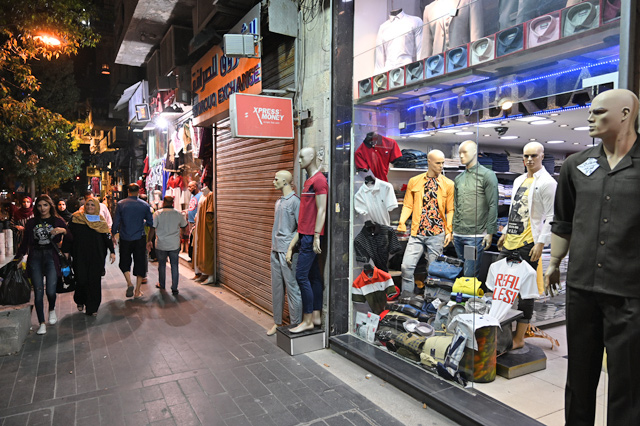 The clothing sector has called on the government to allow shops to operate for longer hours, giving buyers more time to shop (Photo by Amjad Ghsoun)