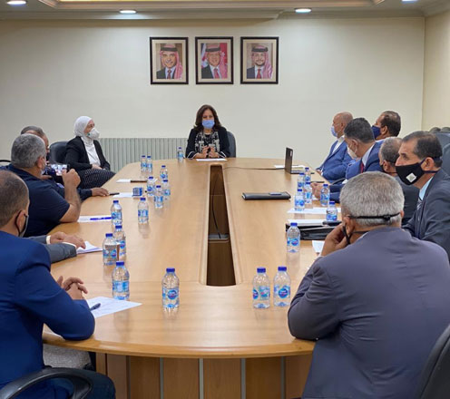 Energy Minister Hala Zawati speaks during a signing ceremony of agreements to finance the installation of solar heaters and cells in Amman on Tuesday (Photo courtesy of Energy Ministry)