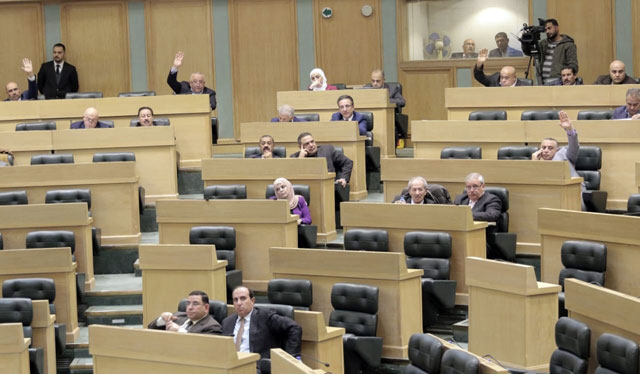 The Lower House holds an oversight session on Tuesday, during which it recommends referring the violations cited in the 2017 Audit Bureau report to the appropriate authorities (Petra photo)