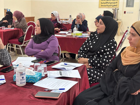 As part of the Oasis project, funded by UN Women, the IRC-KHF has provided social change training to 100 young females and women, including refugees, to enhance their civic engagement (Photo courtesy of Dima Al Qutub)