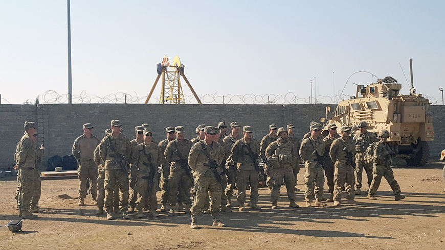US soldiers gather at a military base north of Mosul, Iraq, on January 4, 2017 (Reuters file photo)
