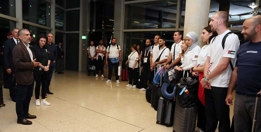 HRH Prince Rashid, president of the Jordan Taekwondo Federation, and HRH Princess Ayah, president of the Jordan Volleyball Federation, on Monday evening at Queen Alia International Airport welcomed the Jordanian delegation, which participated in the Paris Olympics (Petra photo)