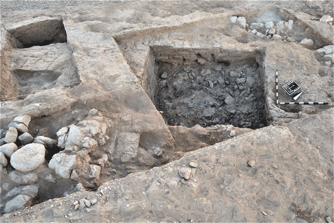 The excavation at Tell Bleibil, an Iron Age site, conducted by Alexander Ahrens and his team (Photo courtesy of Alexander Arens)