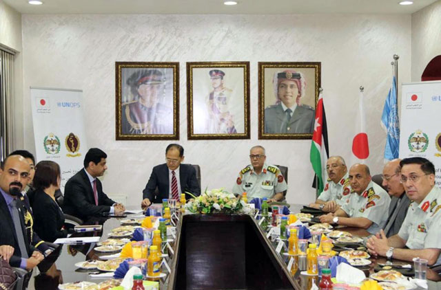 Japan’s Ambassador to Jordan Hidenao Yanagi (centre left) and Director of Royal Medical Services Major General Shawkat Tamimi (centre right) on Tuesday (Petra photo) 
