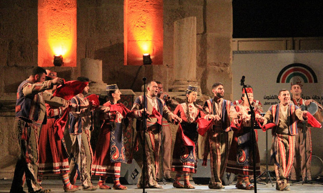  Armenian folk ensemble Sasna Tsrer performs at Jerash festival on Wednesday (Petra photo)