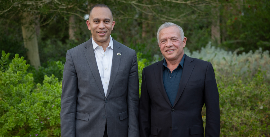 His Majesty King Abdullah receives on Wednesday US House of Representatives Democratic Minority Leader Hakeem Jeffries and an accompanying delegation of lawmakers (Photo courtesy of Royal Court)