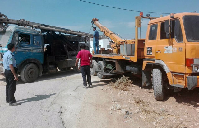 A drilling rig allegedly used for illegal well drilling is confiscated by the authorities on Tuesday (Photo courtesy of Ministry of Water and Irrigation)
