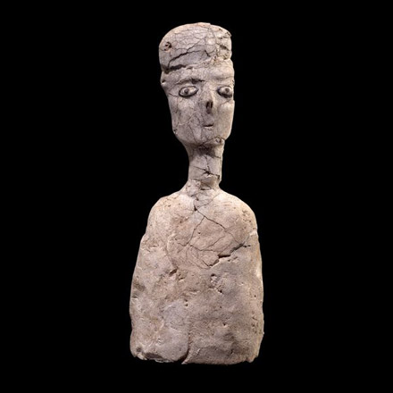 A statue unearthed in Ain Ghazal  (Photo courtesy of Muawiyah Ibrahim)