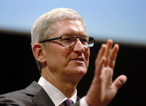 In this photo taken November 15, 2015, Apple CEO Tim Cook speaks in Milan (AP photo)