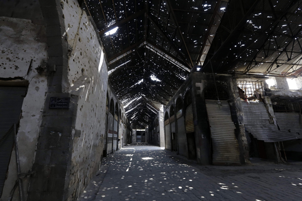 A photo taken on August 14 shows an alley at the ancient market in the heart of the mostly government-controlled Syrian city of Homs (AFP photo)