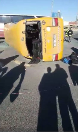 A school bus that overturned in Amman earlier this week, causing the death of one student and the injury of seven others (Photo courtesy of Amen FM)