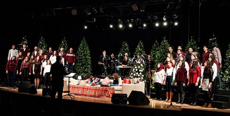 Dozan wa Awtar choir perform at the Terra Sancta College Theatre on Thursday (Photo by Jean-Claude Elias)