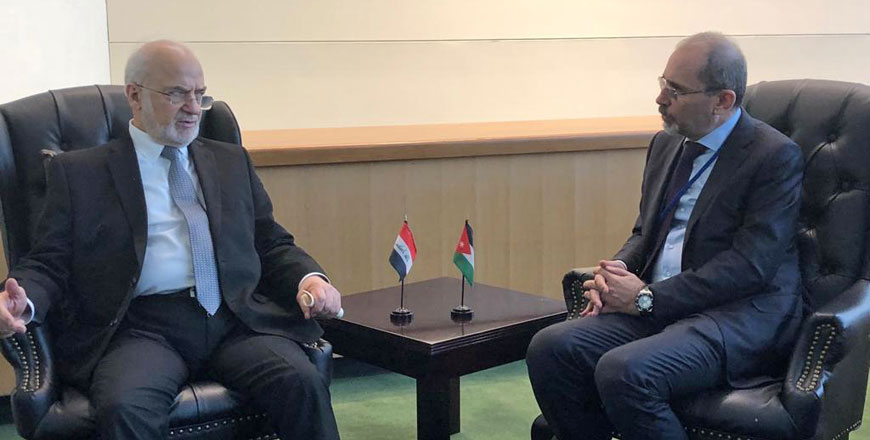 Minister of Foreign Affairs Ayman Safadi meets with his Iraqi counterpart Ibrahim Jaafari on the sidelines of the 73rd Session of the UN General Assembly in New York (Petra photo)