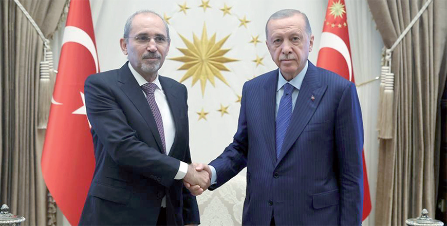 Turkish President Recep Tayyip Erdogan receives Deputy Prime Minister and Foreign Affairs Minister Ayman Safadi in Ankara on Tuesday (Photo courtesy of Foreign Ministry)