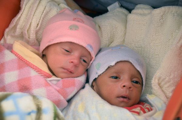 Malak and Ahmad, who were born 18 days ago at the Zaatari Refugee Camp, sleep at the UNFPA-supported reproductive health clinic on Tuesday (Photo by Muath Freij)