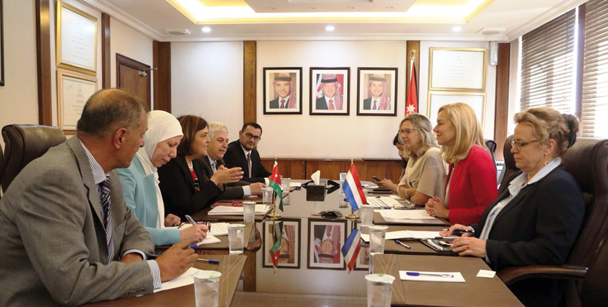 Dutch Minister for Foreign Trade and Development Cooperation Sigrid Kaag and her delegation meet with officials in Amman on Sunday (Petra photo)