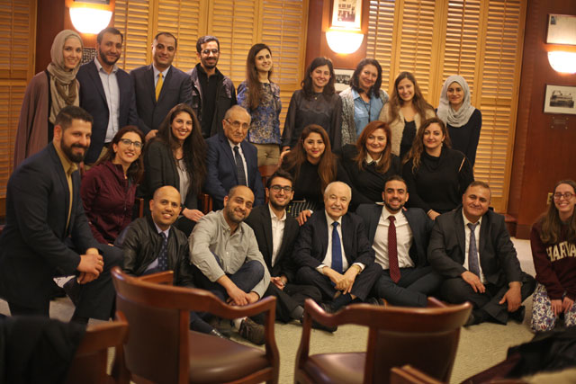 Talal Abu-Ghazaleh poses for a group photo with Arab students from the Harvard Kennedy school in Boston recently  (Photo courtesy of TAG-Org)
