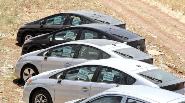 Jordan's environmental NGOs on Monday said that the government's decision to increase custom duties on small-engine hybrid vehicles will restore the public's heavy reliance on fuel-run vehicles, thus increasing air pollution (File photo)